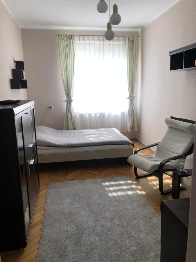 Mieszkanie Z Balkonem Apartment
